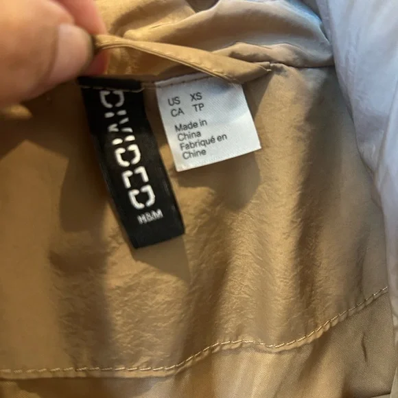 Quilted Vest with High Collar - Picture 3 of 3